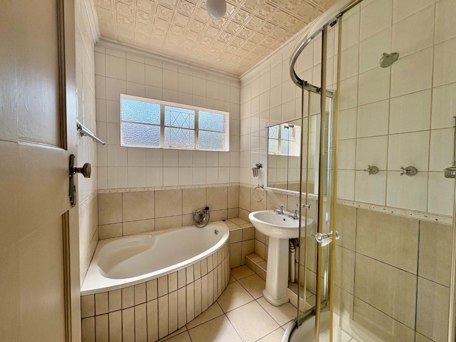 5 Bedroom Property for Sale in Westdene Free State